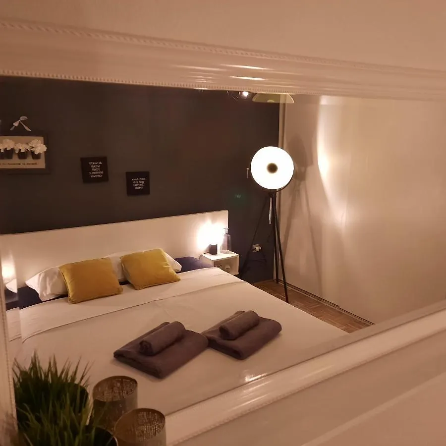 Apartment N&B Zadar